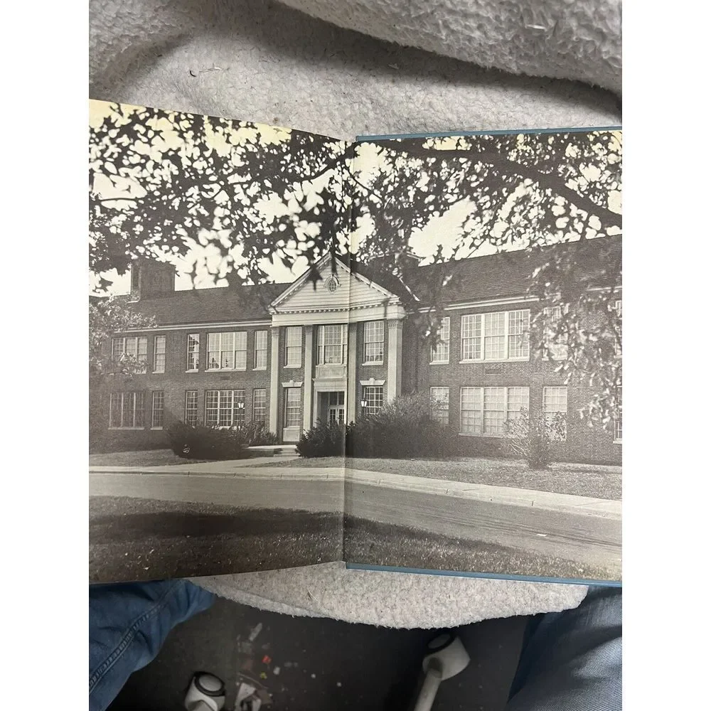 1963 HORTON WATKINS HIGH SCHOOL YEARBOOK SAINT‎ LOUIS, MISSOURI - Personalized